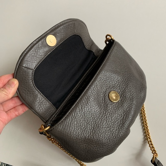 MARC BY MARC JACOBS Like New Classic Karlie Q Crossbody Bag - Picture 14 of 15